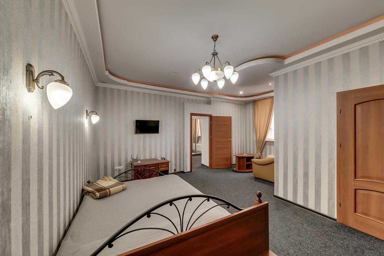 Soborniy Hotel Zaporizhia Zewnętrze zdjęcie